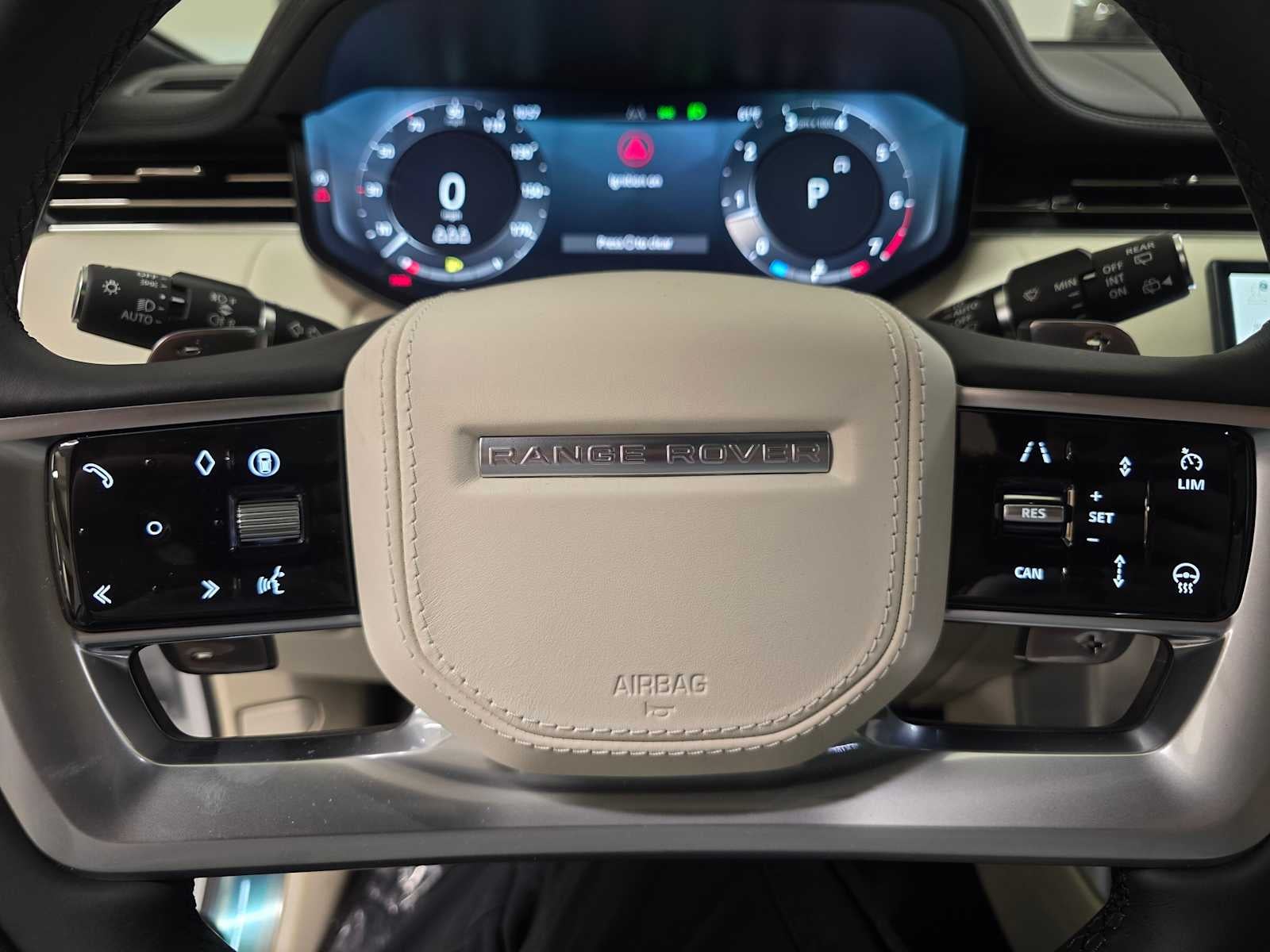 2026 Land Rover Range Rover SE