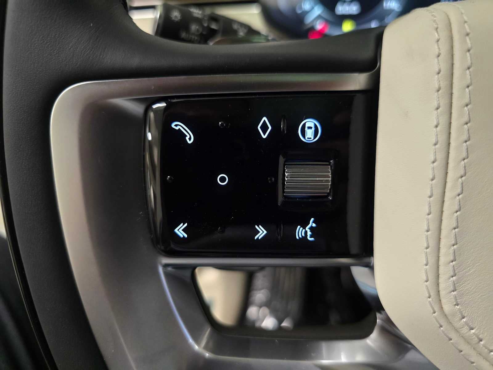 2026 Land Rover Range Rover SE