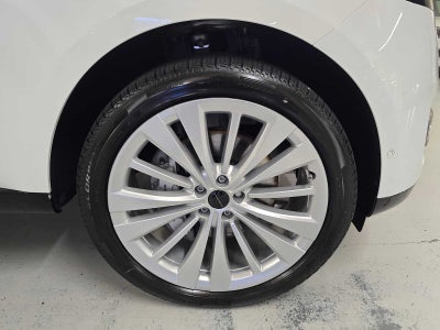 2026 Land Rover Range Rover SE