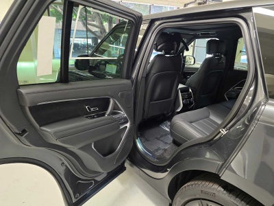 2026 Land Rover Range Rover SE