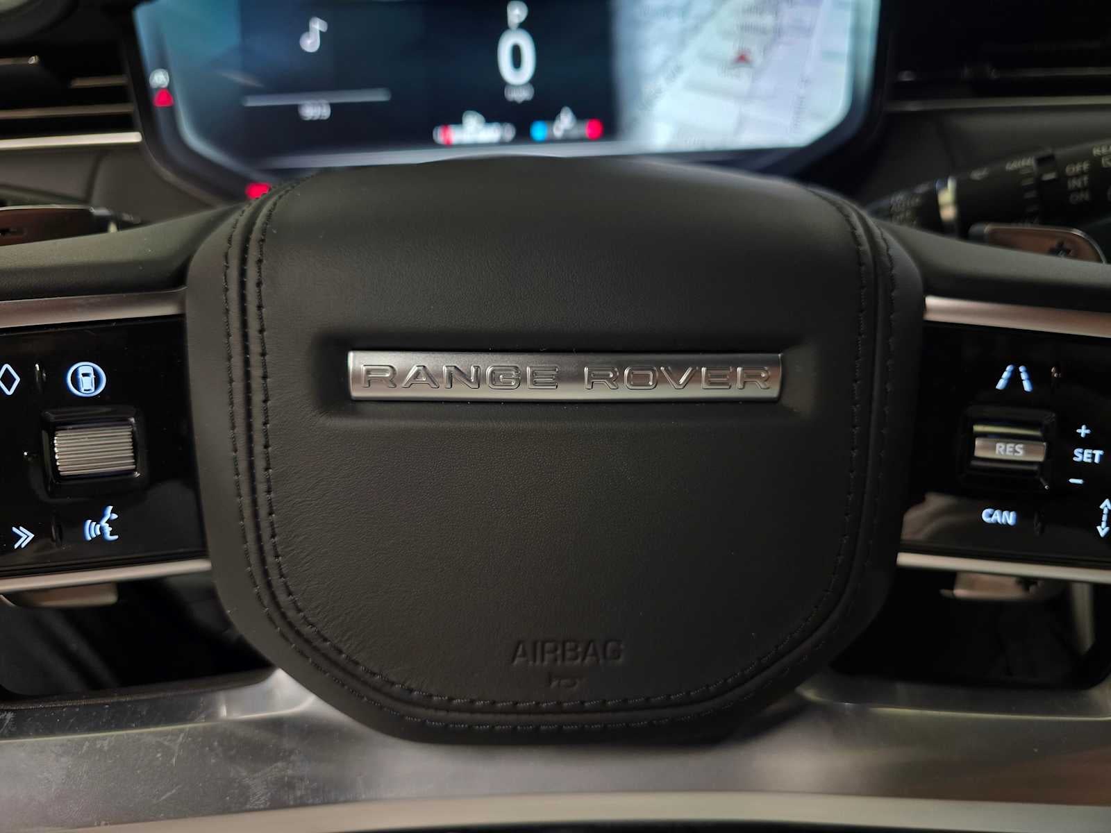 2026 Land Rover Range Rover SE