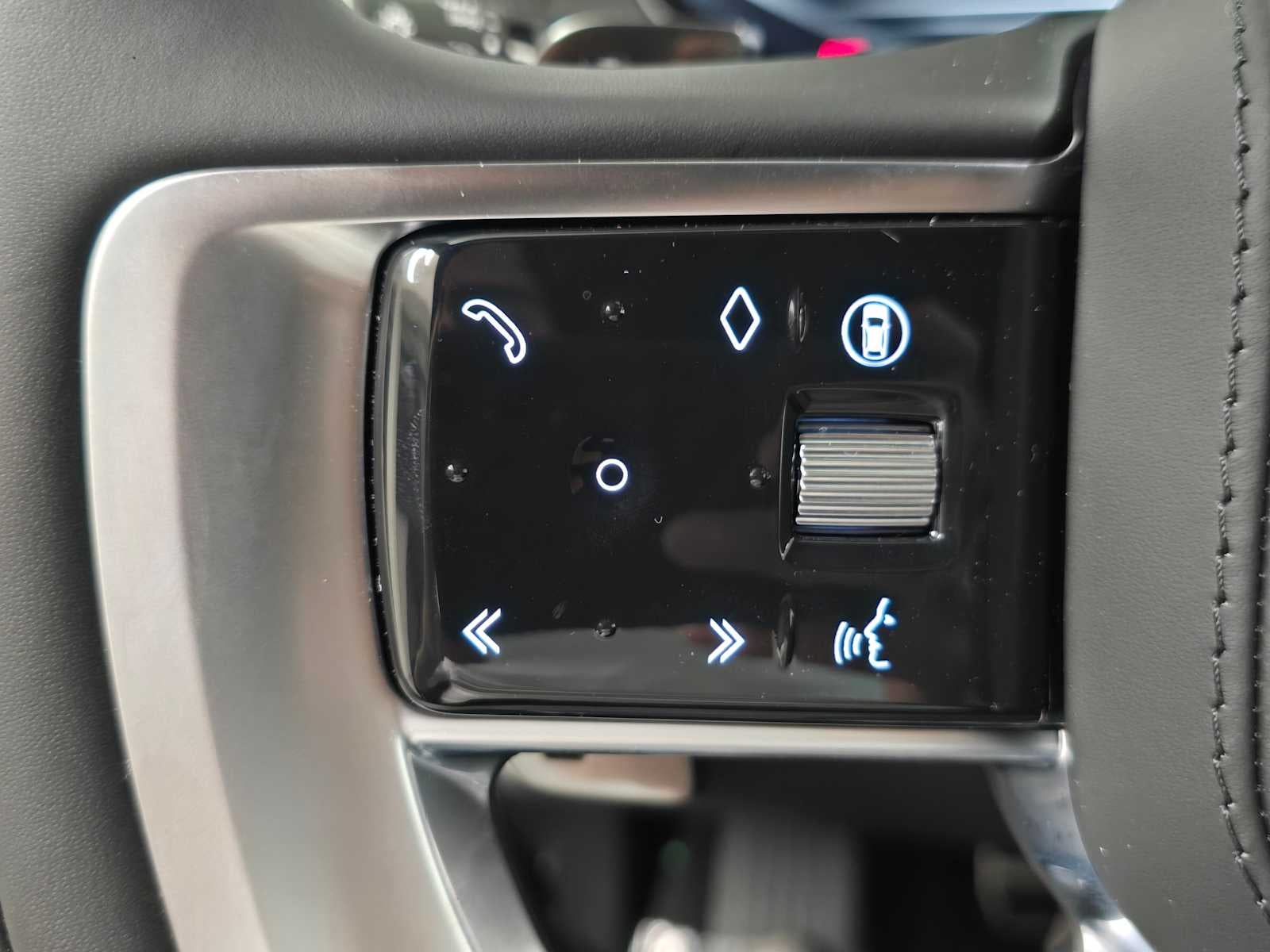 2026 Land Rover Range Rover SE