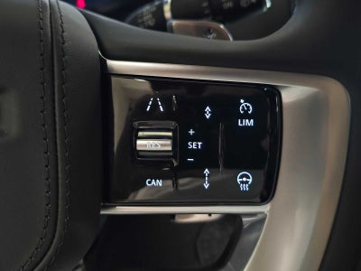 2026 Land Rover Range Rover SE