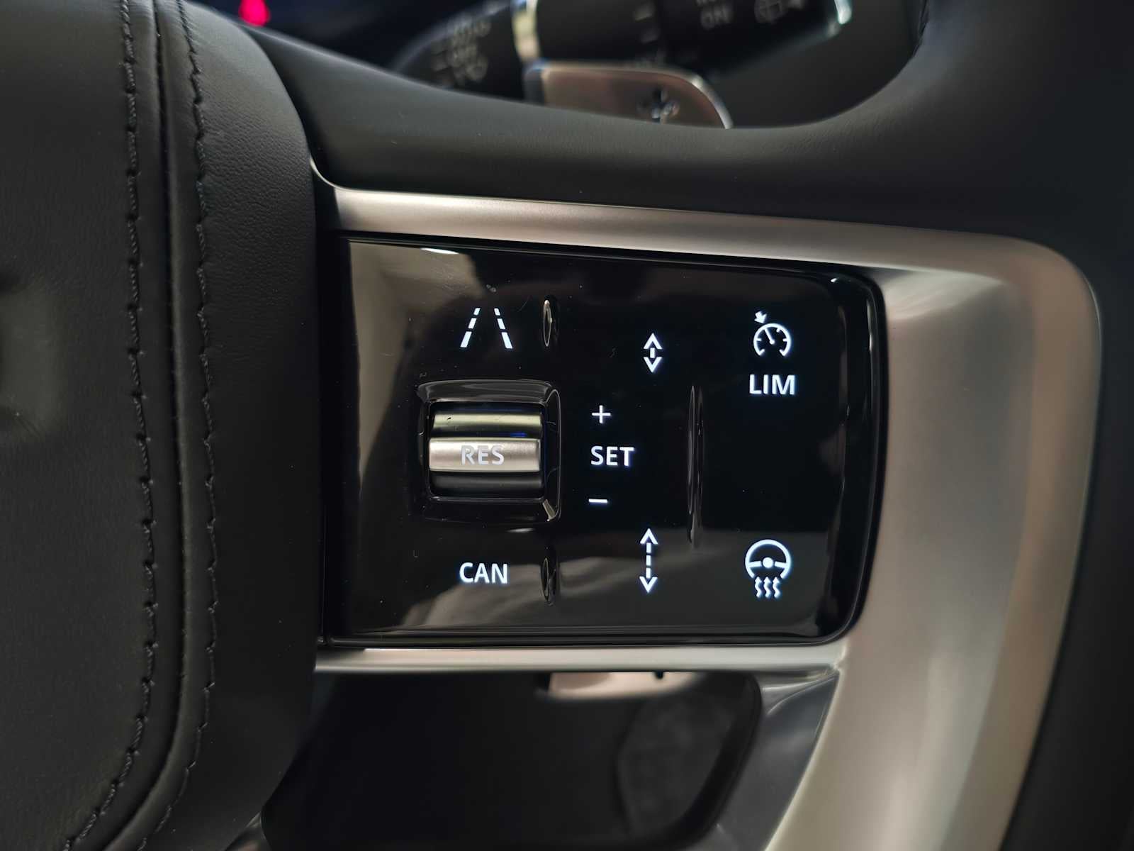 2026 Land Rover Range Rover SE