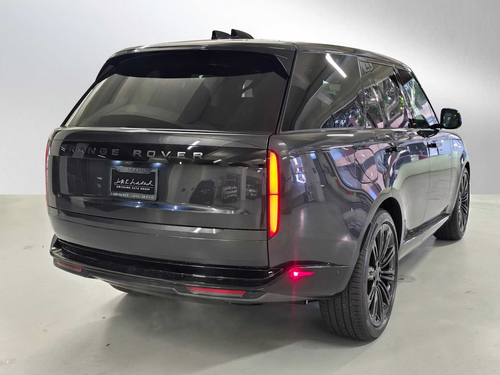 2026 Land Rover Range Rover SE
