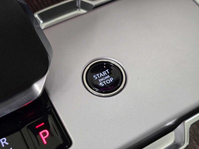 2026 Land Rover Range Rover SE