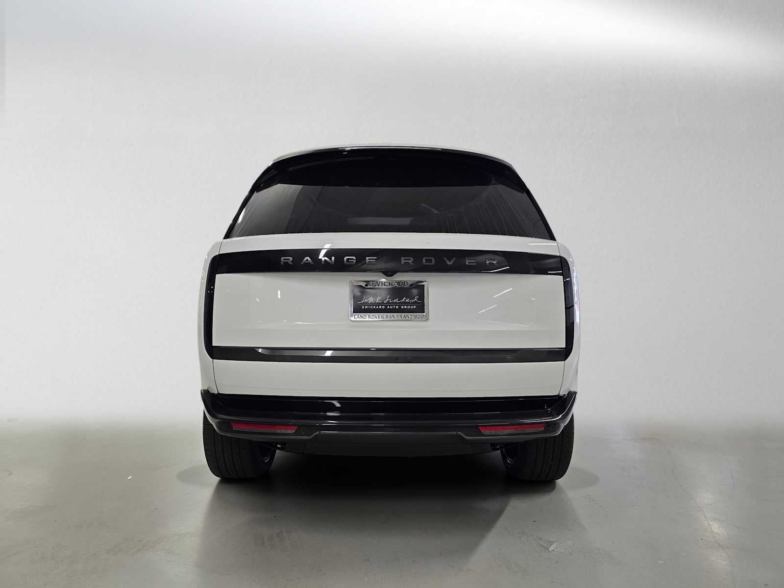 2026 Land Rover Range Rover SE