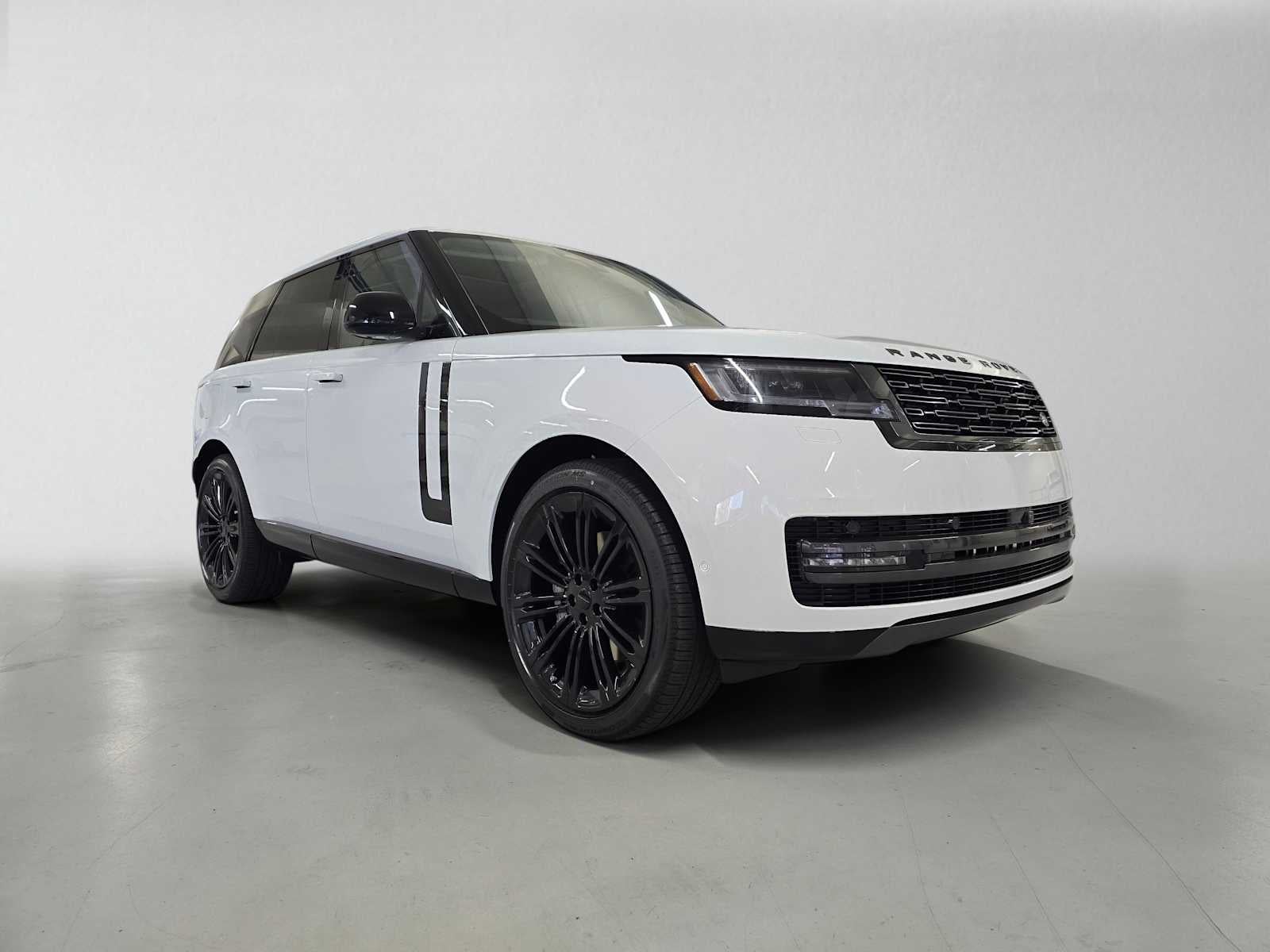 2026 Land Rover Range Rover SE