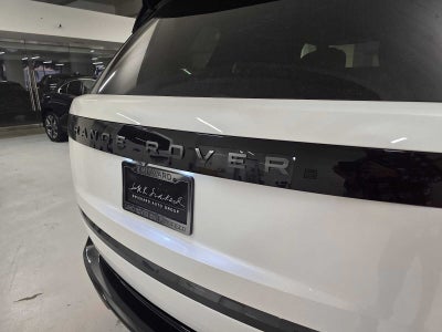 2026 Land Rover Range Rover SE
