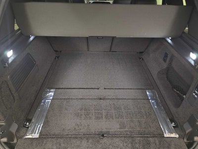 2026 Land Rover Range Rover SE