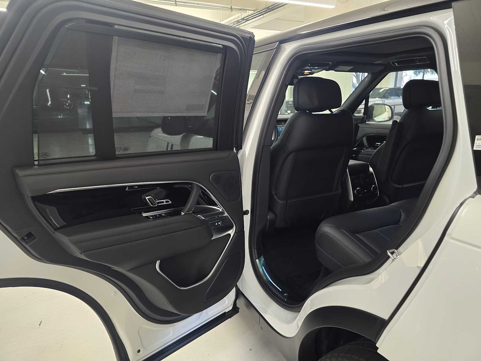 2026 Land Rover Range Rover SE