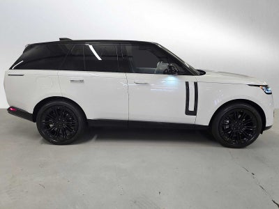 2026 Land Rover Range Rover SE