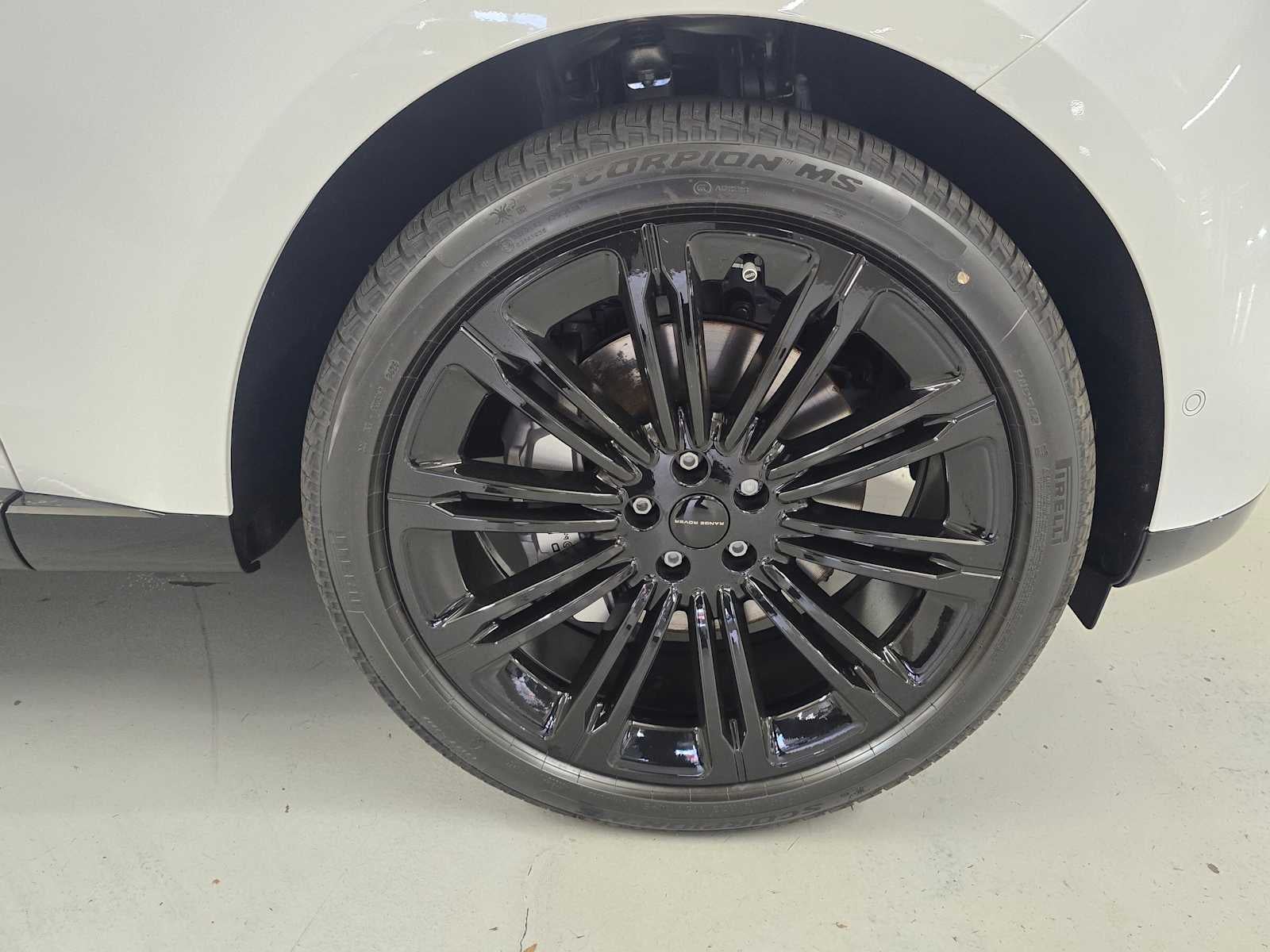 2026 Land Rover Range Rover SE