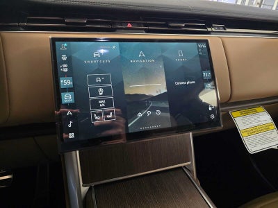 2026 Land Rover Range Rover SE