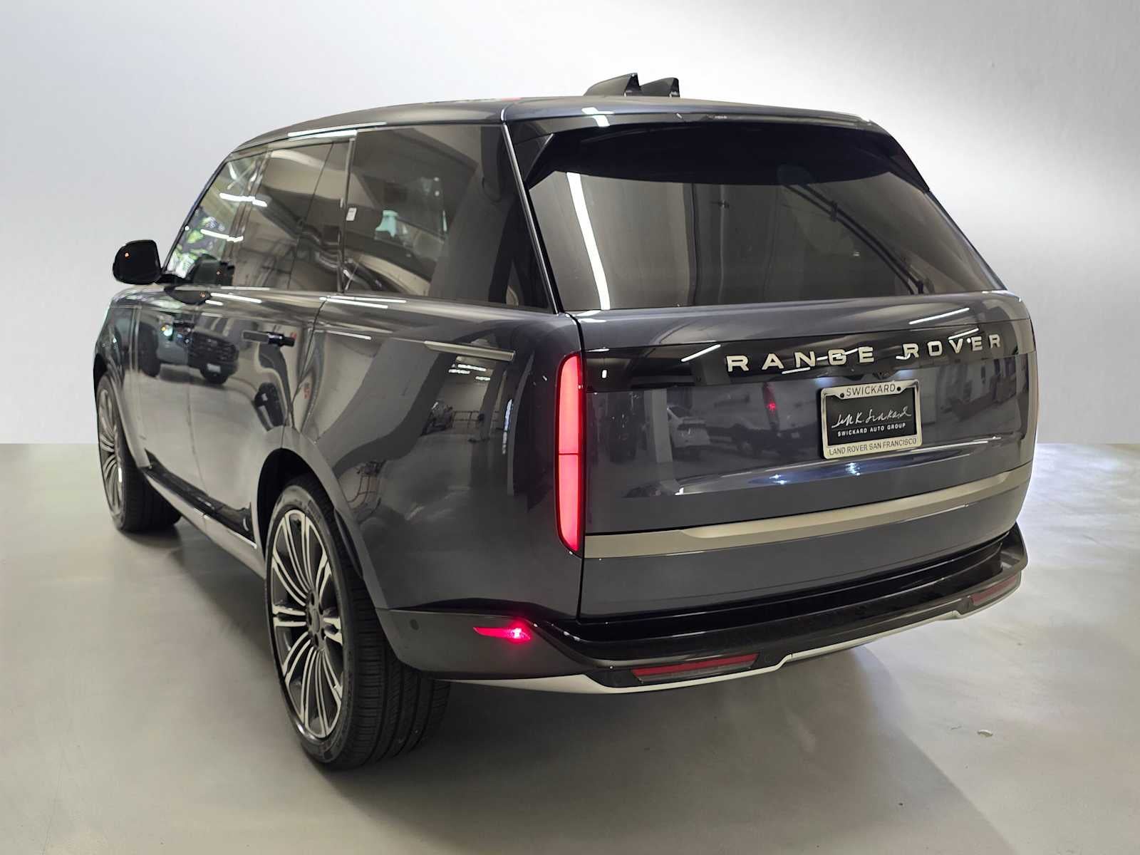 2026 Land Rover Range Rover SE