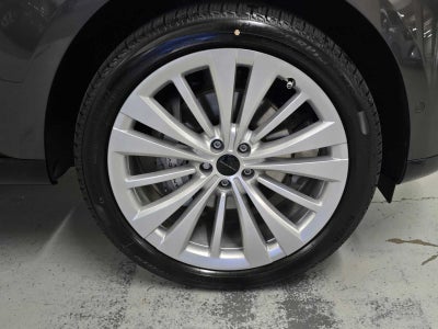 2026 Land Rover Range Rover SE