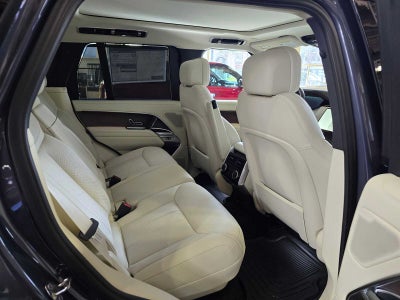 2026 Land Rover Range Rover SE