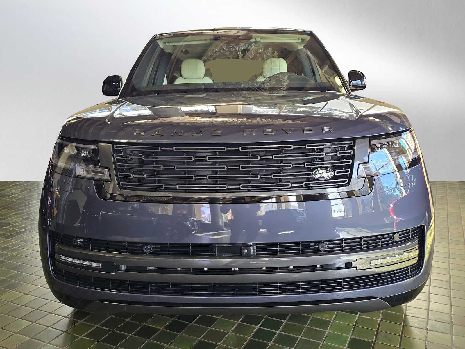 2026 Land Rover Range Rover SE