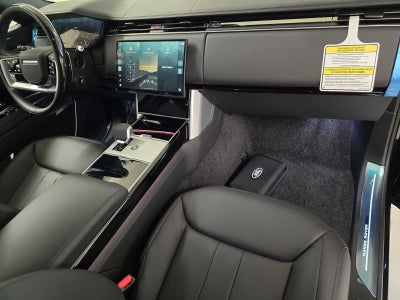 2026 Land Rover Range Rover SE