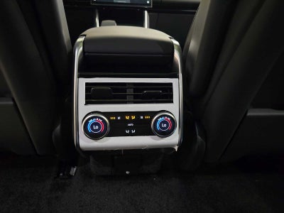 2026 Land Rover Range Rover SE