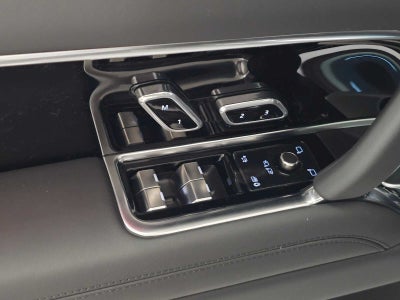 2026 Land Rover Range Rover SE