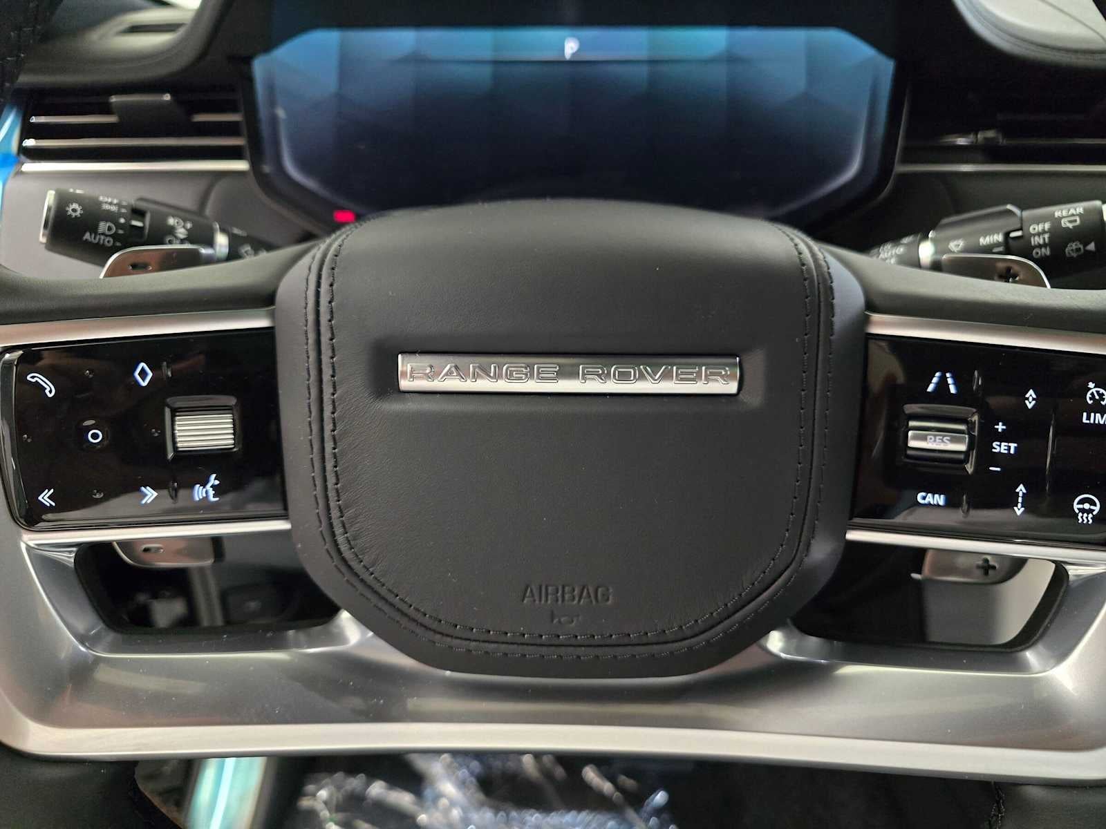 2026 Land Rover Range Rover SE