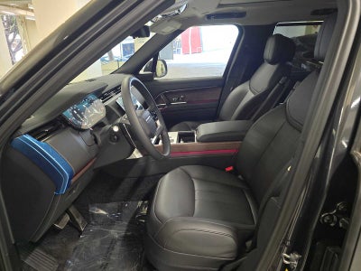 2025 Land Rover Range Rover SE