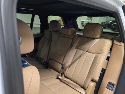 2025 Land Rover Range Rover SE
