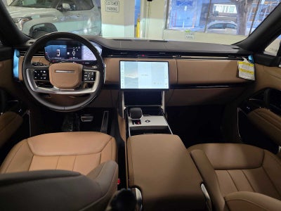 2025 Land Rover Range Rover SE