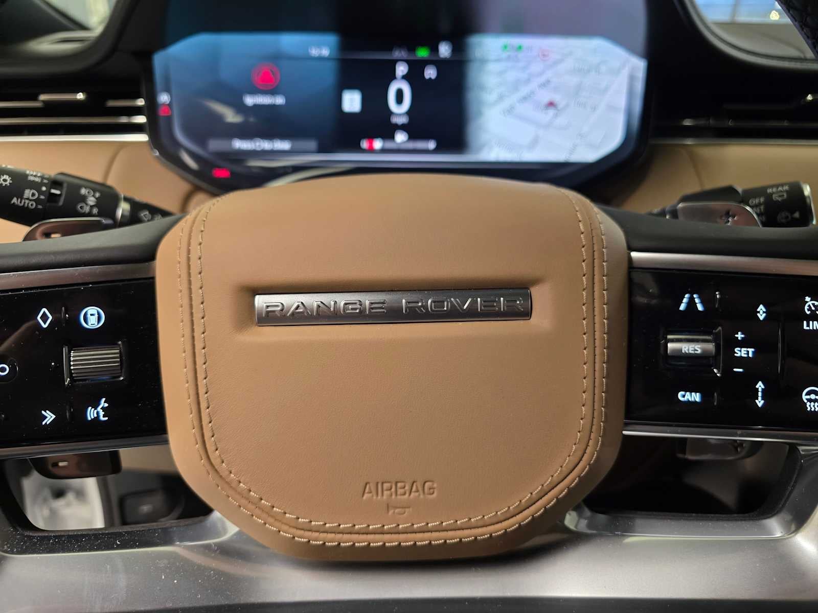 2025 Land Rover Range Rover SE