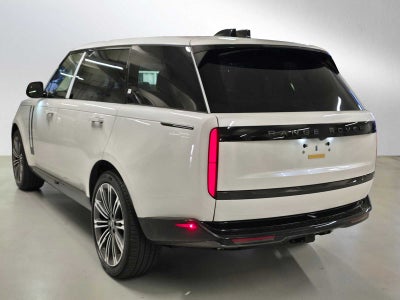 2025 Land Rover Range Rover SE