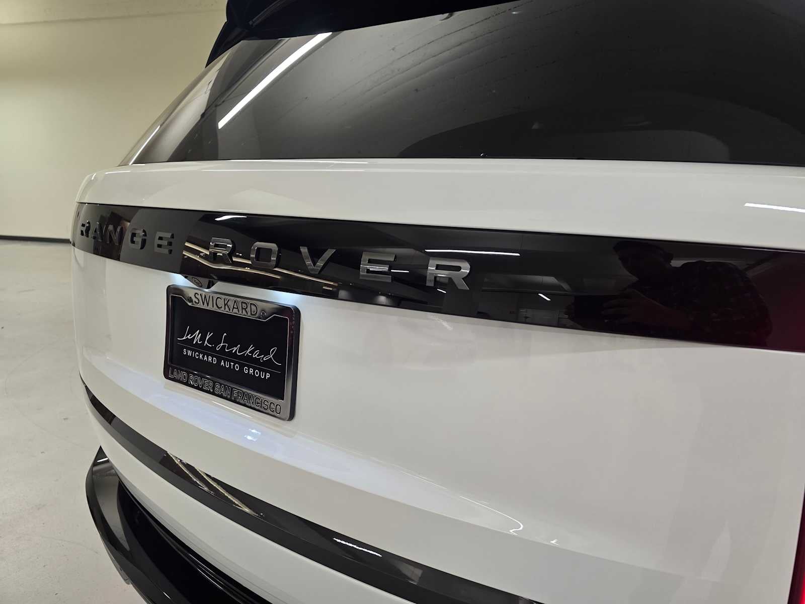 2025 Land Rover Range Rover SE