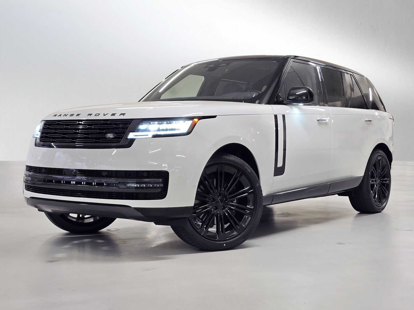 2026 Land Rover Range Rover SE