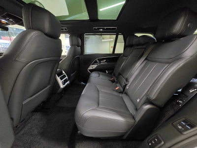 2026 Land Rover Range Rover SE