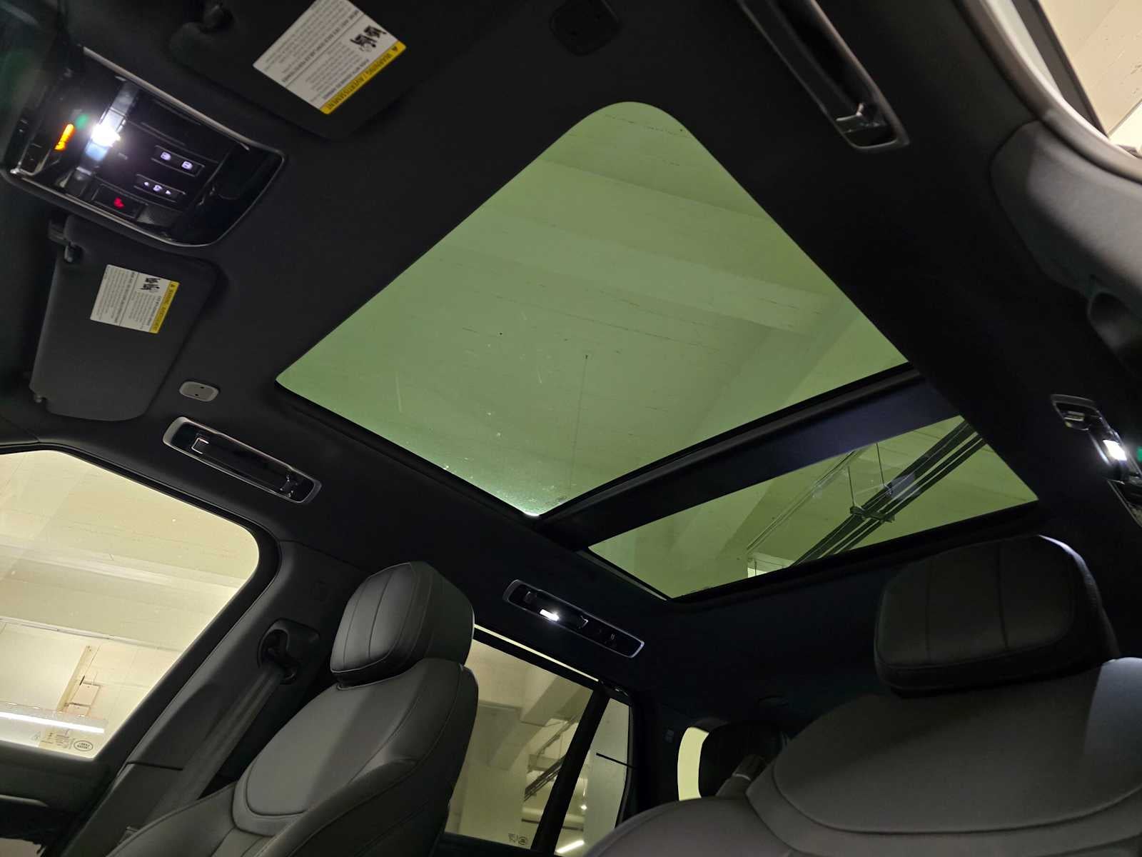2026 Land Rover Range Rover SE