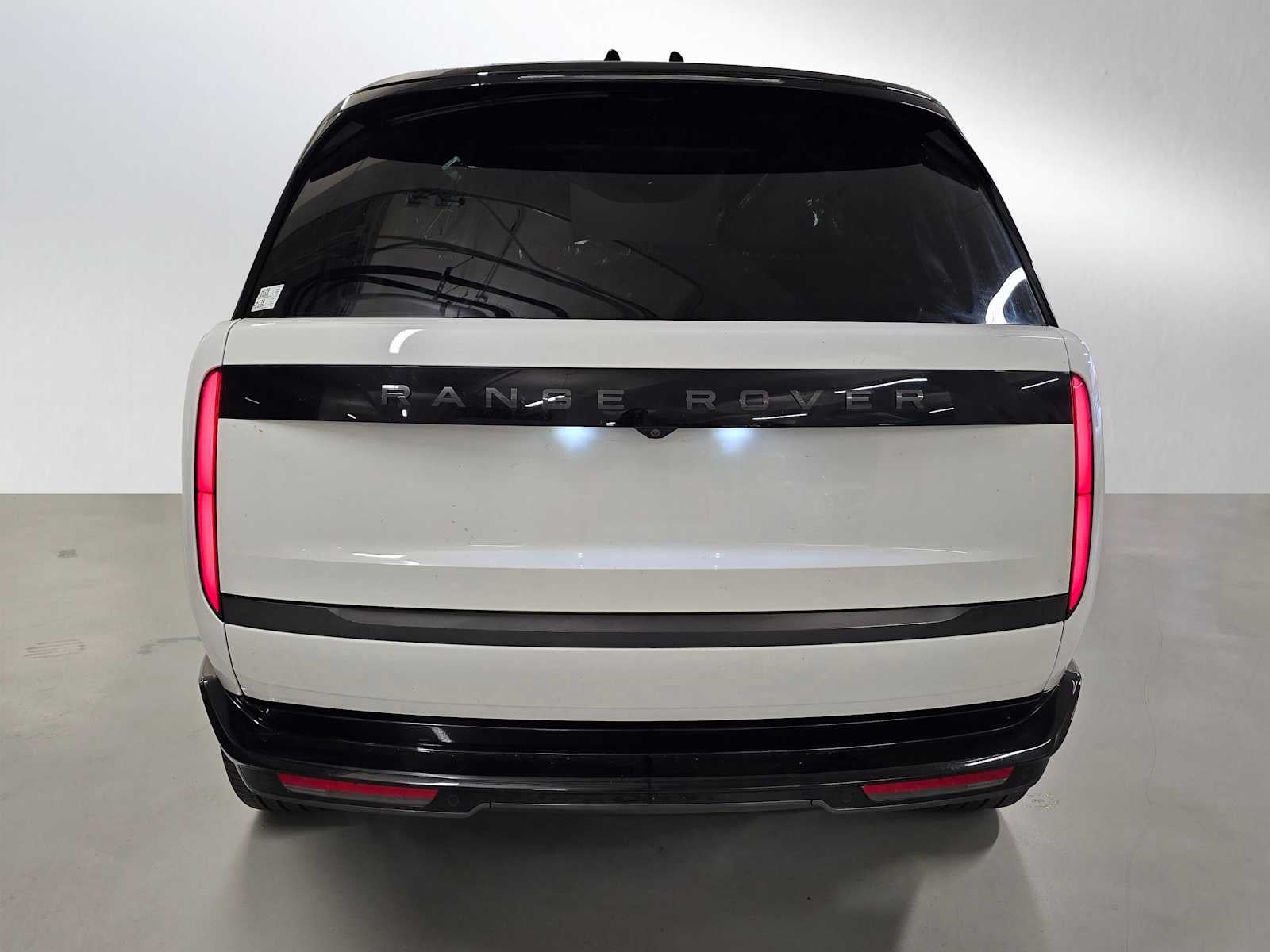 2026 Land Rover Range Rover SE