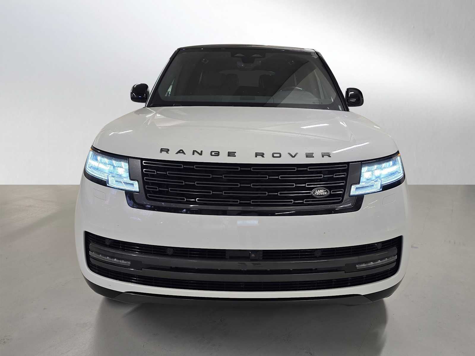 2026 Land Rover Range Rover SE
