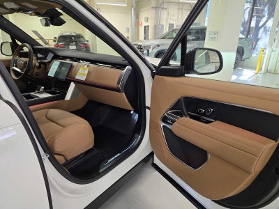 2026 Land Rover Range Rover SE