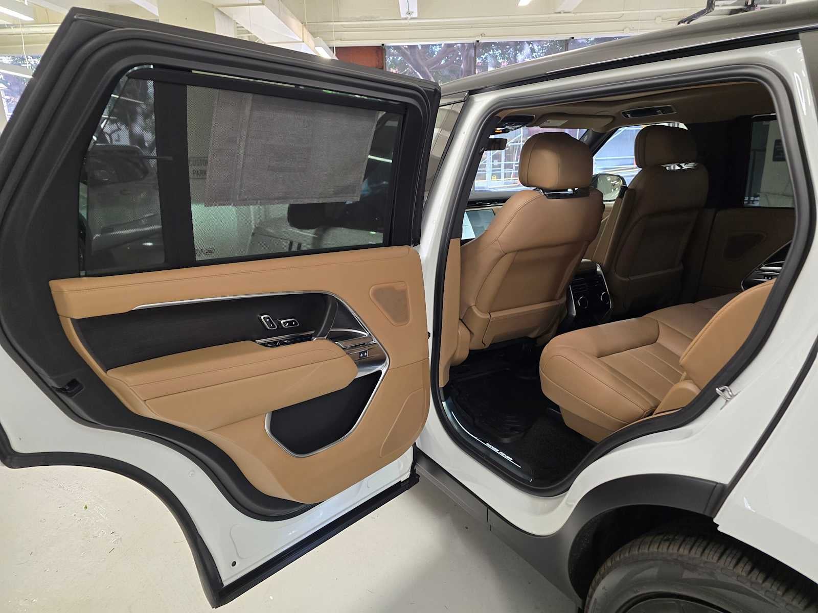 2026 Land Rover Range Rover SE
