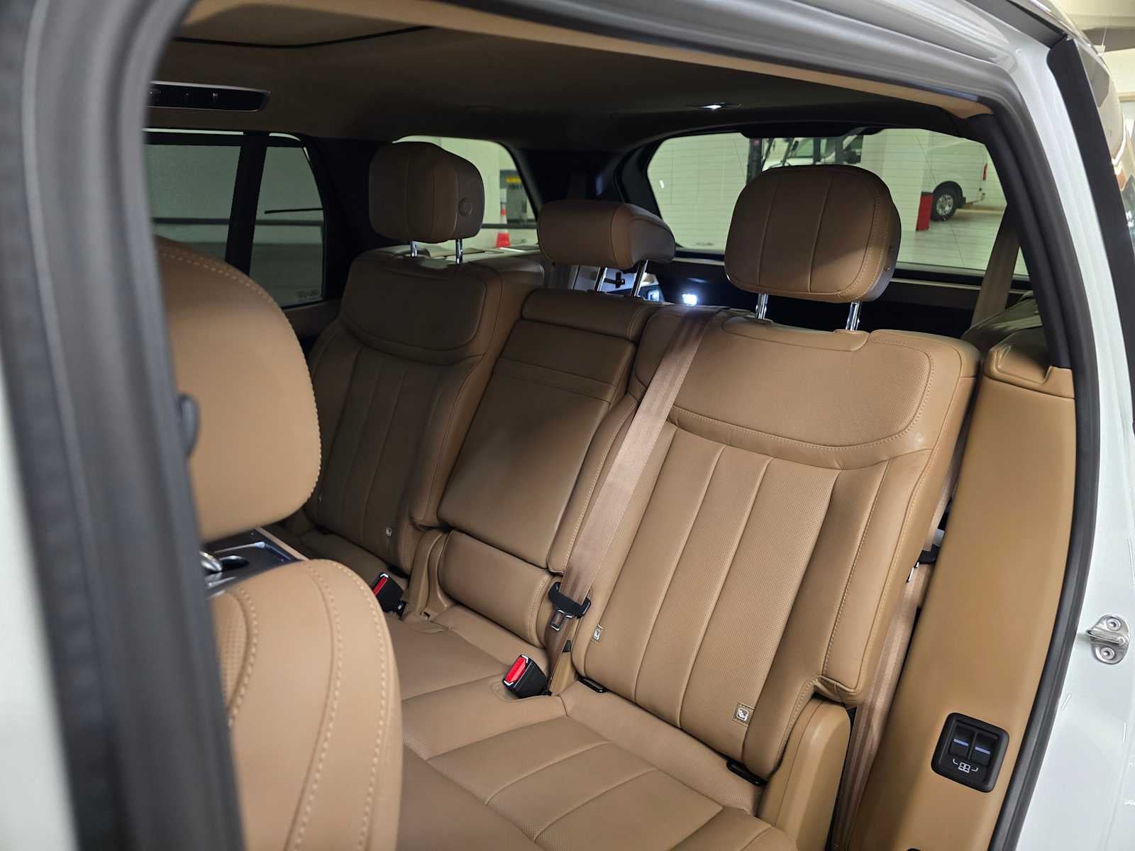 2026 Land Rover Range Rover SE