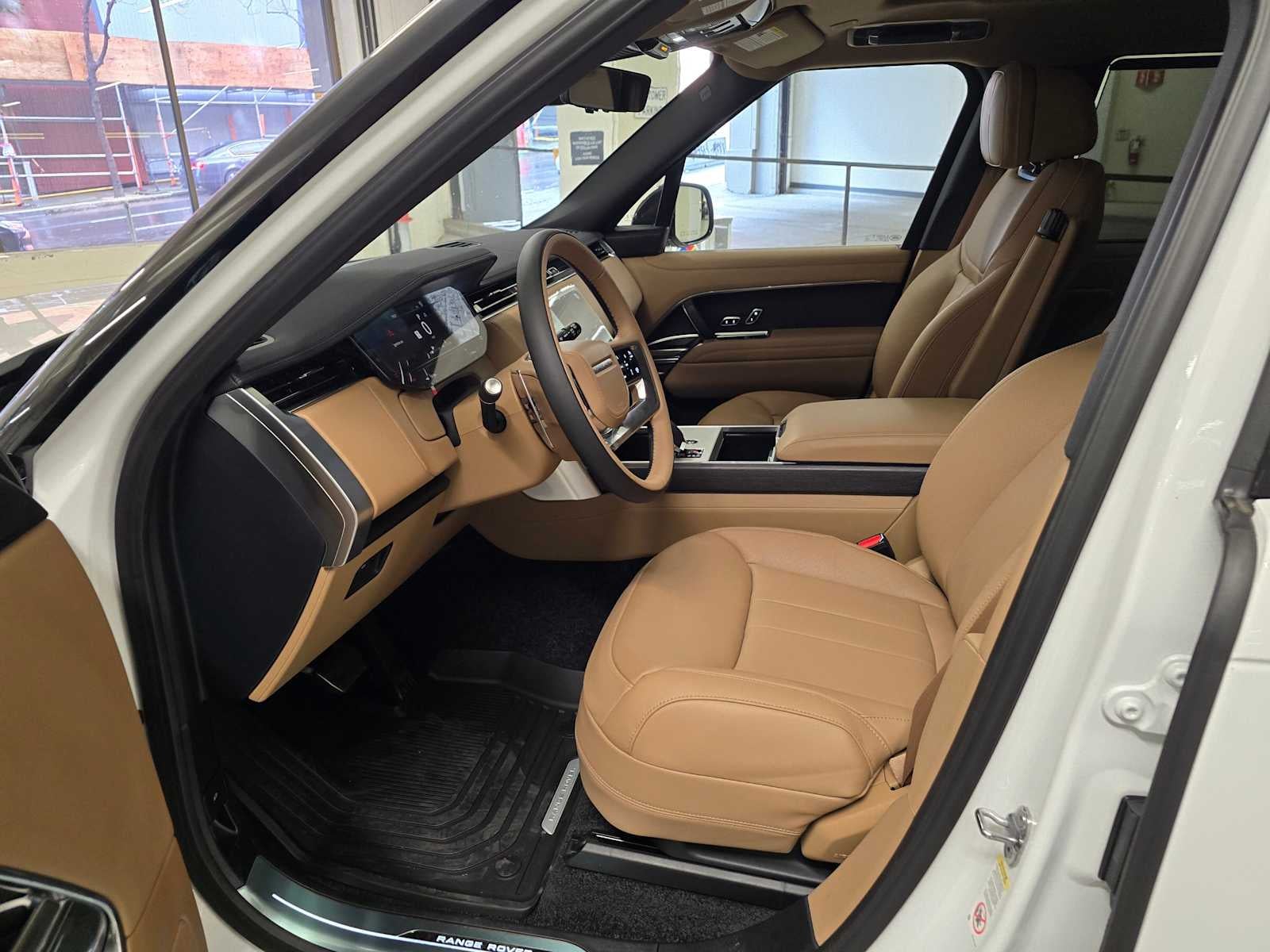 2026 Land Rover Range Rover SE