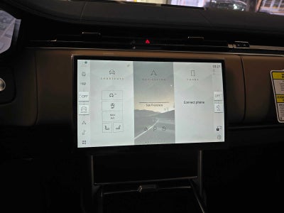 2026 Land Rover Range Rover SE