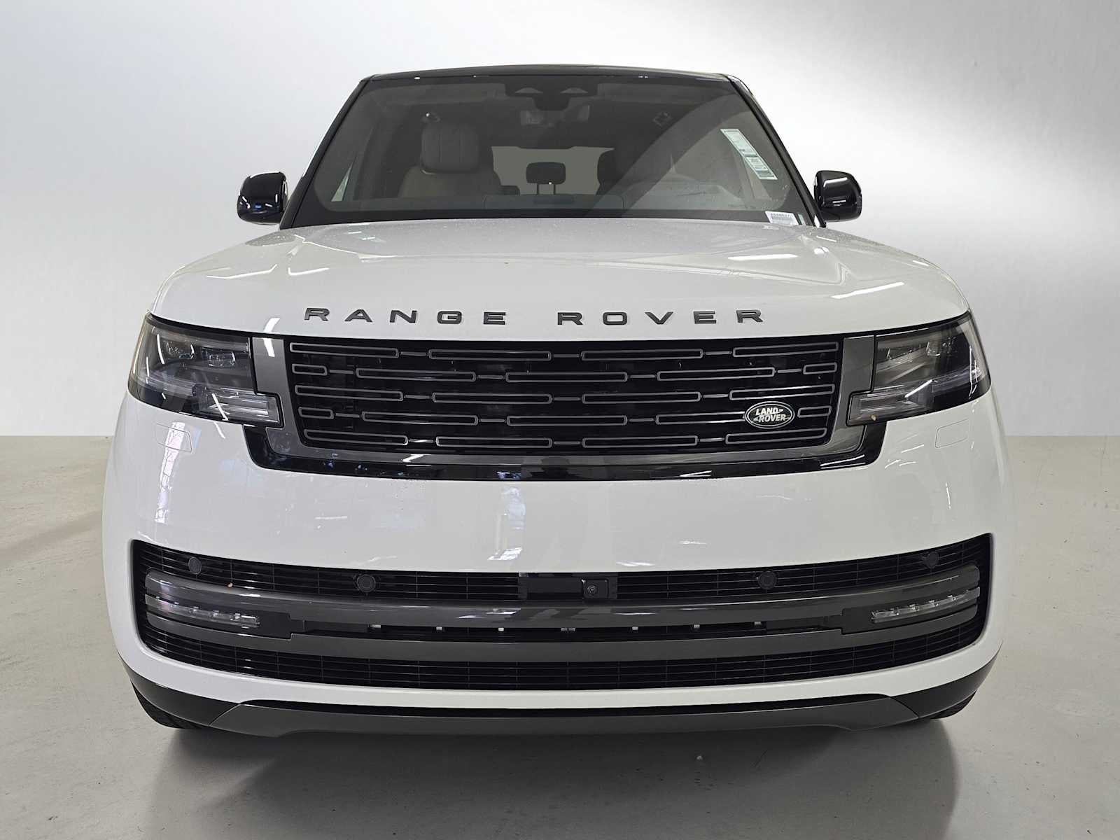 2026 Land Rover Range Rover SE