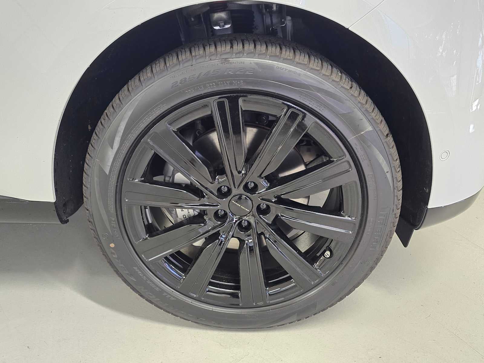 2026 Land Rover Range Rover SE