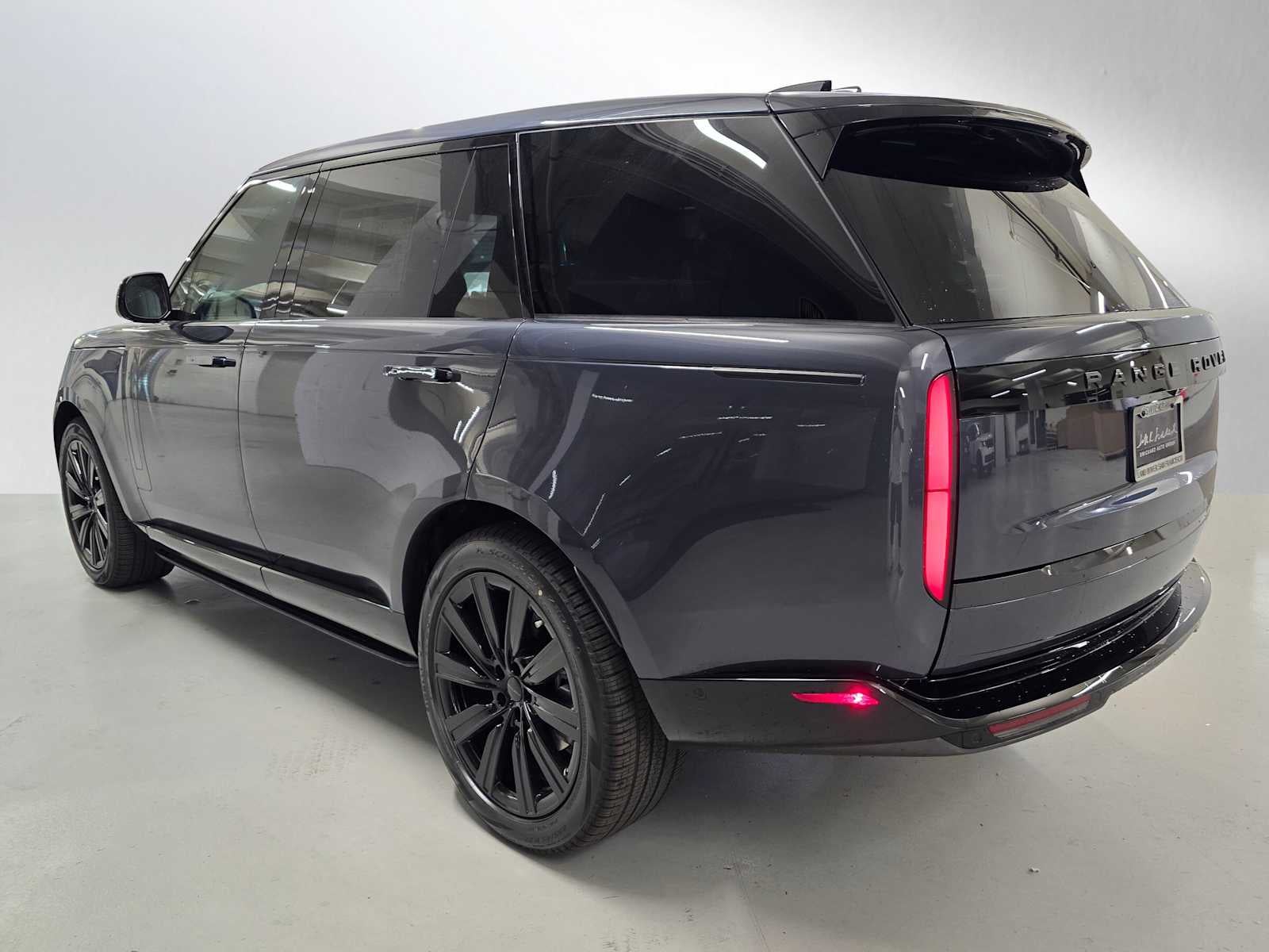 2026 Land Rover Range Rover SE