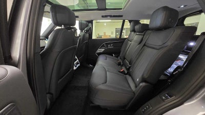 2026 Land Rover Range Rover SE