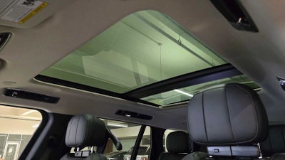 2026 Land Rover Range Rover SE