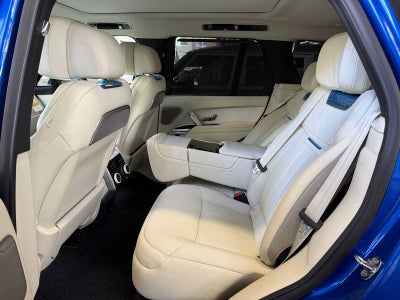 2025 Land Rover Range Rover SV