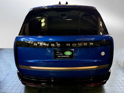 2025 Land Rover Range Rover SV
