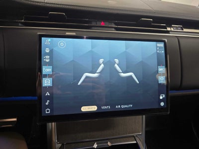 2026 Land Rover Range Rover SV